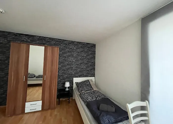 Rum i privatbostad Schoenes Einfaches Zentral In *